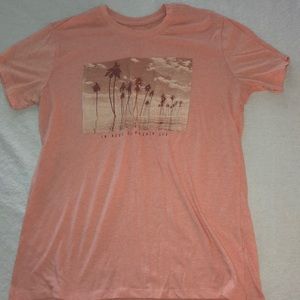 The Relaxed Tee short sleeve t-shirt